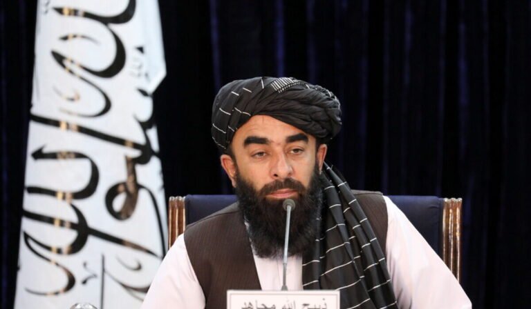 مجاهد: ریچارډ بنټ اجازه نه لري چې نور افغانستان ته داخل شي