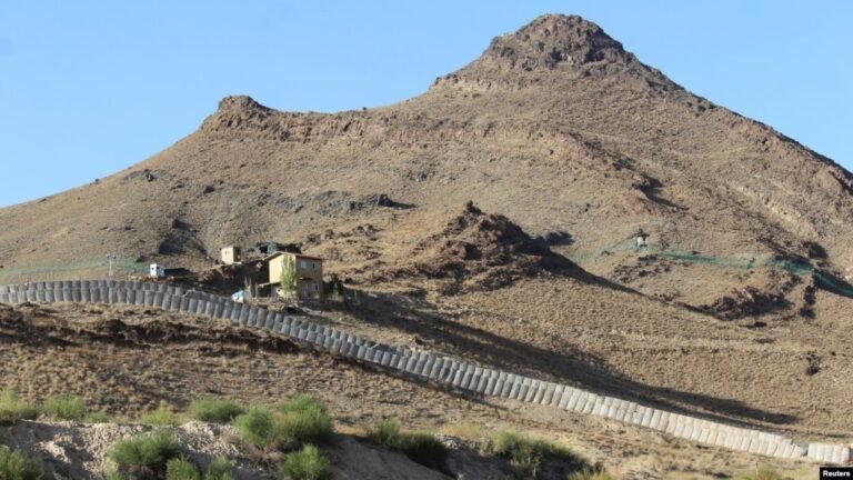 سرچینې؛لوګر کې د مس‌عینک کان پر افغان او چینايي اینجینرانو هوايي برید شوی