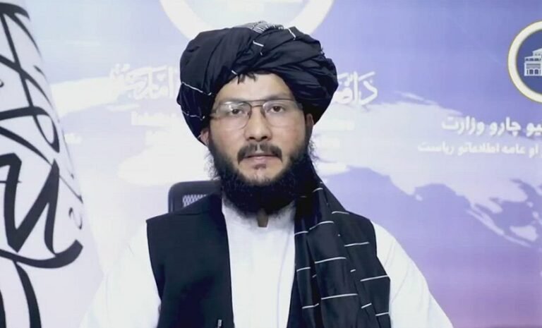 د اصف دُراني خبرو ته د طالبانو حکومت غبرګون: دُراني چې د کوم خطر یادونه له افغانستان کړي؛ هغه پاکستان کې لېدل کېږي