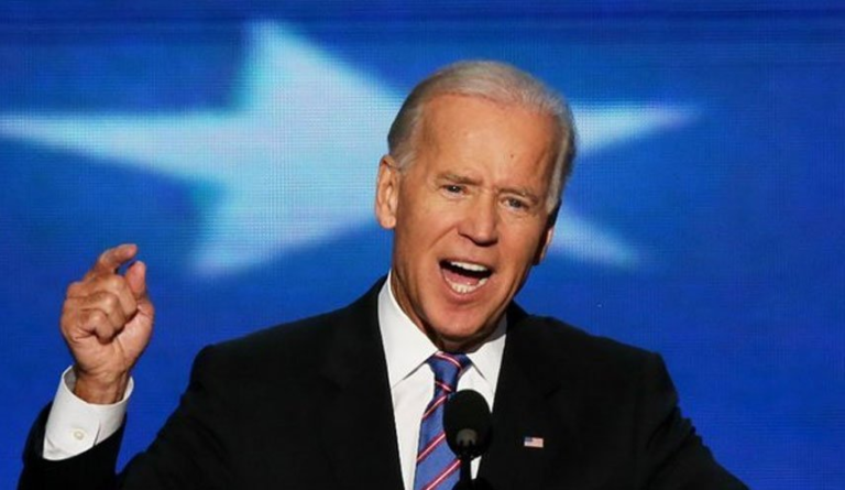 جوبایډن:ډونالډ ټرمپ باید له سیاسي پلوه بندي شي