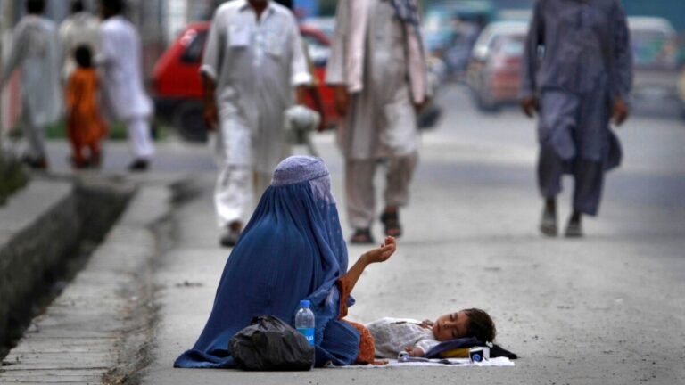 د طالبانو حکومت:له کابل او یو شمېر نورو ولایتونو مو ۶۲ زره سوالګر را ټول کړي