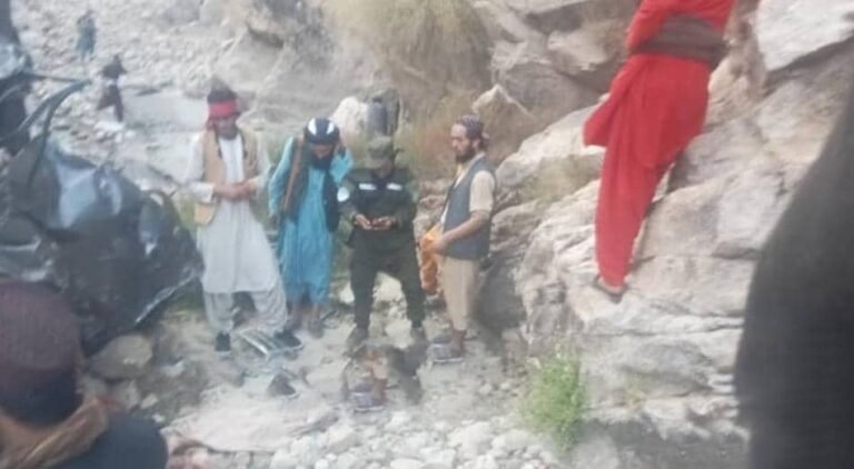 نورستان کې؛د ټرافیکي پېښې له کبله اووه تنه مړه شوي