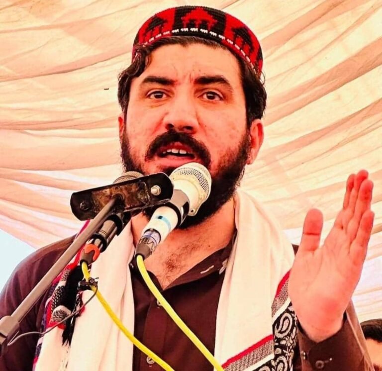 پښتین:که څومره بندیزونه راباندې ولګوئ، جرګه کوو