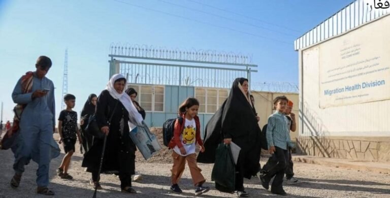 هالنډ؛له ازبکستان سره د افغان کډوالو د منلو په اړه خبرې کوي