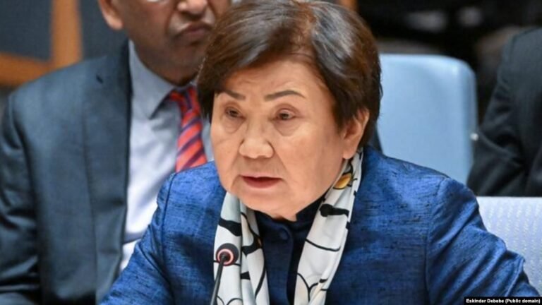 اتونبایووا:ډېری افغانان له اساسي حقونو بې برخې دي