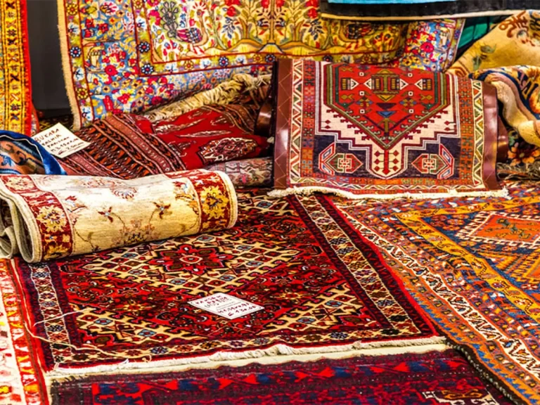 ایراني چارواکي:له افغانستان څخه د غالیو قاچاق زمونږ د غالیو بازار پیکه کړی