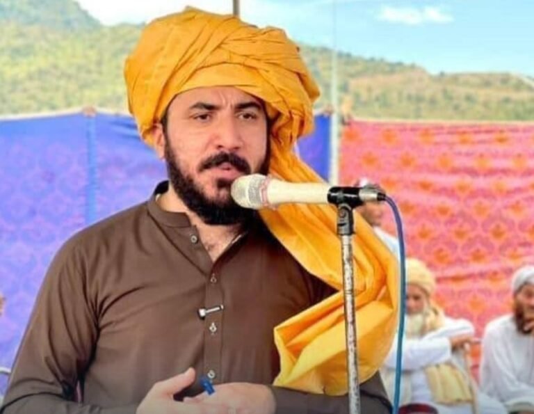 منظور پښتین:څو ورځې وړاندې یې کُرمه کې د سولې لپاره ګامونه پورته کول؛ خو پاکستاني ریاست منع کړل