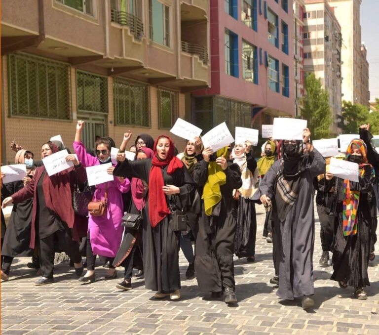 د ملګرو ملتونو د ښځو څانګه:افغان ښځې له سختو ننګونو سره مخ دي