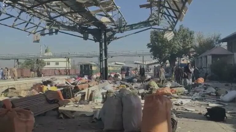 کوېټه؛د ځانمرګي برید له کبله ۲۵ پاکستاني پوځيان وژل شوي او ۵۰ نور ټپیان دي