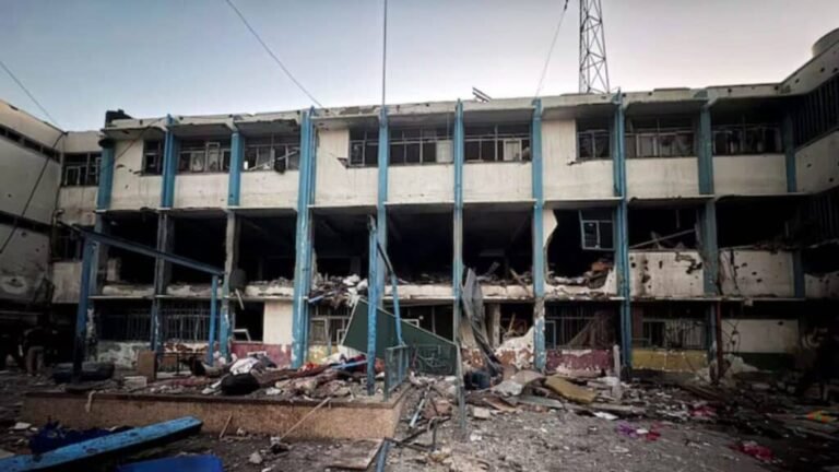 غزه کې پر یوه ښوونځي برید؛لس تنه وژل شوي او شل نور ټپیان دي