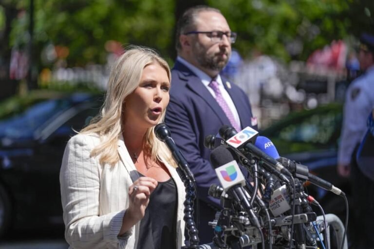 د ټرمپ ویانده:د ډونالډ ټرمپ له بیا راتګ سره به پر ایران نوي بندیزونه ولګول شي