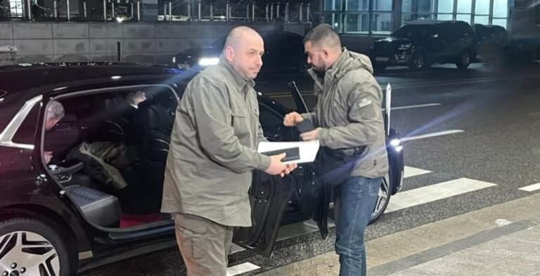 د اوکراین دفاع وزیر؛د امنیتي همکاریو د مرستې د غوښتنې لپاره جنوبي کوریا ته تللی