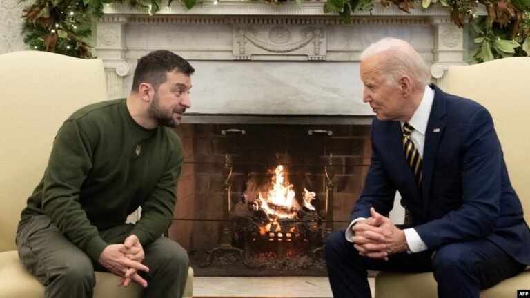 رویټرز:جوبایډن اوکراین ته په روسیه کې دننه د امریکایي وسلو د کارونې اجازه ورکړه