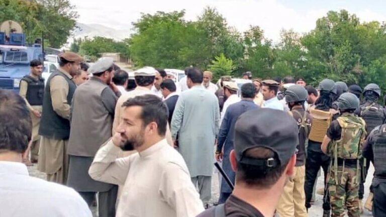 پاکستان؛کورمه کې د وروستیو جګړو له کبله ۱۳۰ تنه وژل شوي دي