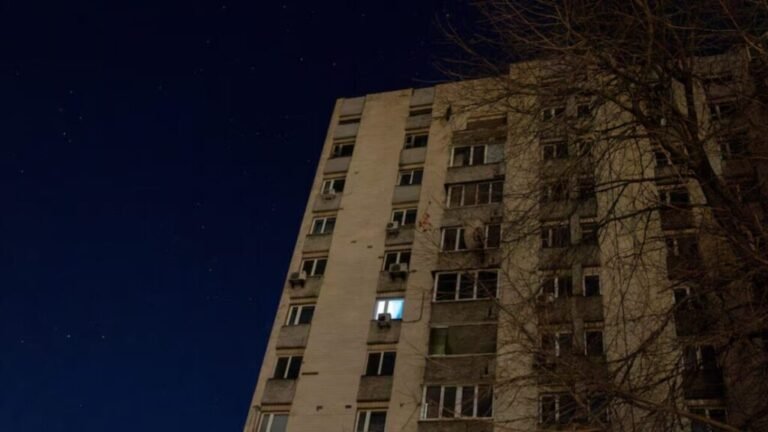 روسیې؛د اوکراین پر برېښنایي تاسیساتو تر ټولو لوی بریدونه کړي