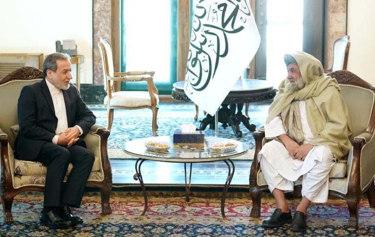 ملا حسن اخوند عباس عراقچي ته:د اوبو په برخه کې د ایران ملاحظې په نظر کې نیسو ملا حسن اخوند عباس عراقچي ته:د اوبو په برخه کې د ایران ملاحظې په نظر کې نیسو