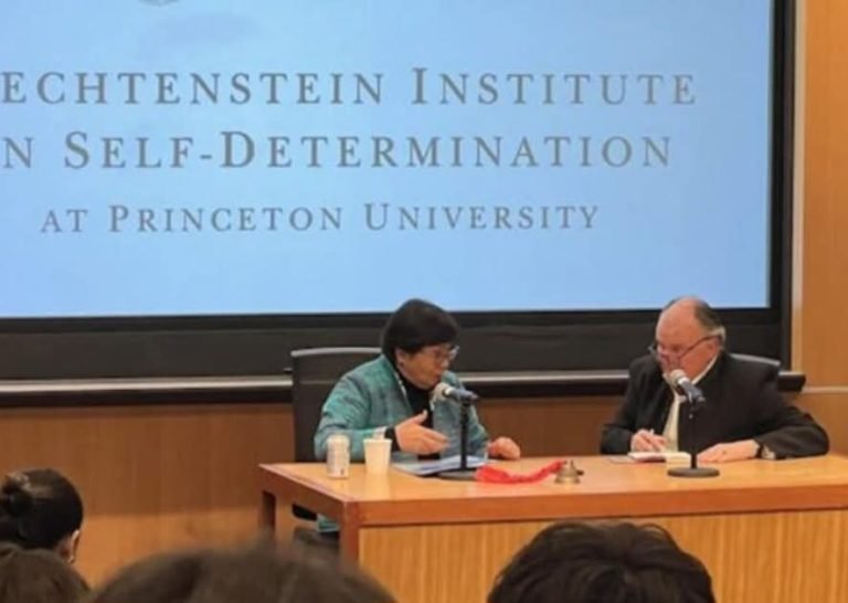 روزا اوتونبایوا:د طالبانو سخت دریځه پالیسۍ د بشري مرستو د پراخوالي مخه نیولې