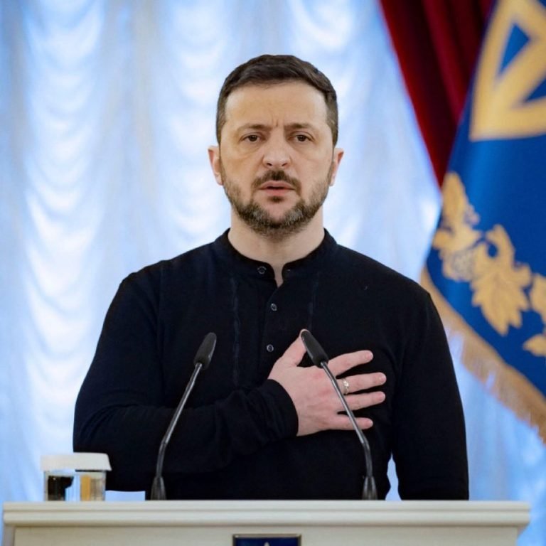 د ولسمشر ټرمپ سره تر کتنې وروسته؛ولادیمیر زلنسکي د امریکا له ولسمشر، ګانګریس او امریکایي مقاماتو مننه وکړه