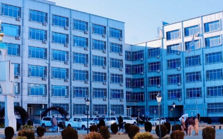 د طالبانو د عامې روغتیا وزارت:د سرطاني ناروغانو لپاره ۲۰۰ بستریز روغتون به ژر ګټې اخیستنې ته وسپارل شي