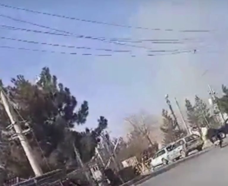 سرچینې:د کابل میدان هوایي ته نږدې چاودنه شوې