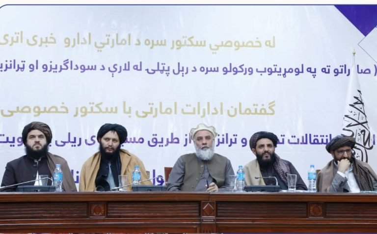 نورالدین عزیزي:د هېواد ځان‌بسیاینه او د خلکو لپاره غوره خدمتونه زموږ اساسي هدف دی