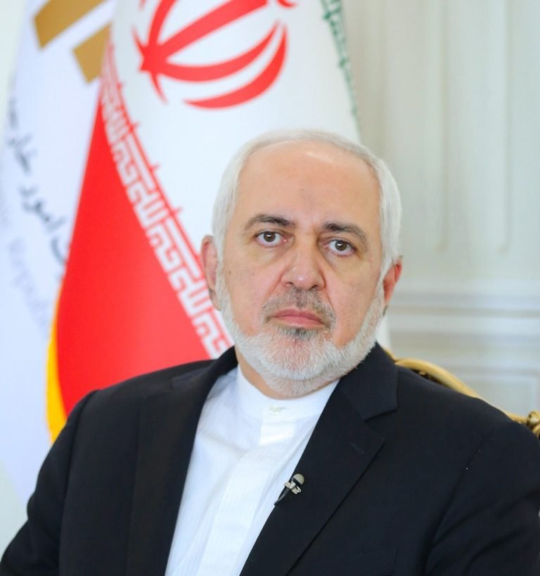 جواد ظریف ته نږدې سرچینې؛غیرقانوني مرستیال ولسمشر له دندې استعفاء کړې