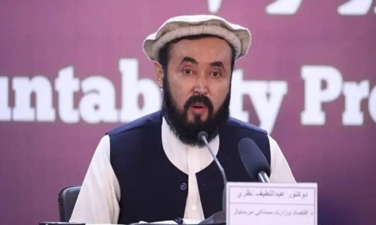 عبداللطیف نظري:د نړیوالو مرستندویه بنسټونو په مرسته کولای شو، چې بې کارۍ ته د پای ټکی کېږدو