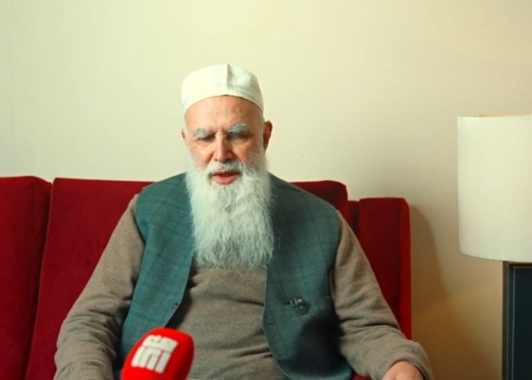 استاد سیاف له طالبانو وغوښتل چې د حل او عقد شورا جوړه کړي