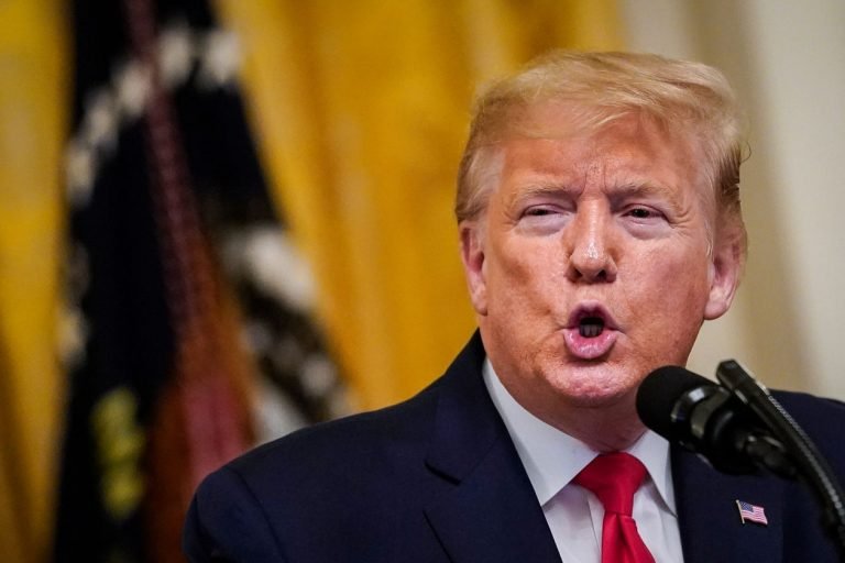 ډونالډ ټرمپ:له طالبانو د نظامي تجهیزات اخیستو ته ښایي اړ شم