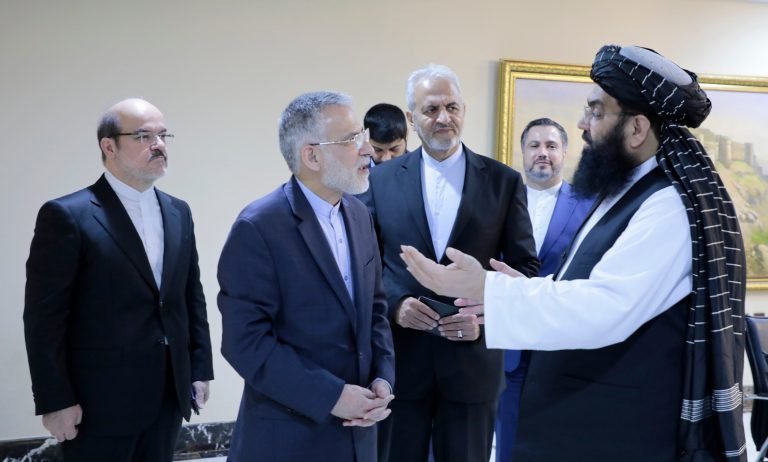 ایران؛مولوي عبدالکبیر ته تهران ته د سفر بلنه ورکړې