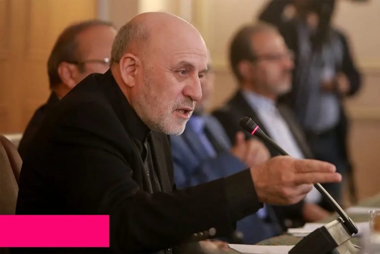 محمد عمر داودزی:جمهوریت د پردیو په مټ خلاصه شوې غوټه وه چې پایله یې ورنکړه