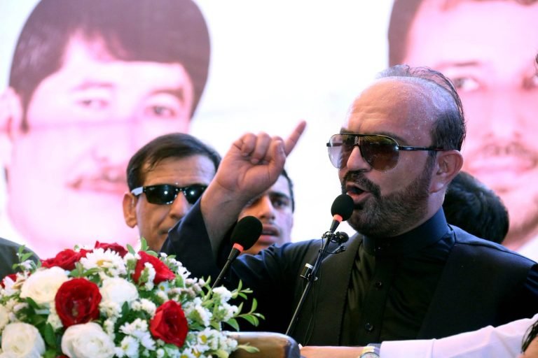 د حاجي ظاهر قدیر په اړه تعقیب؛کینا کې تر نیول کیدو وروسته د امریکا څارګرې ادارې ته سپارل شوی دی