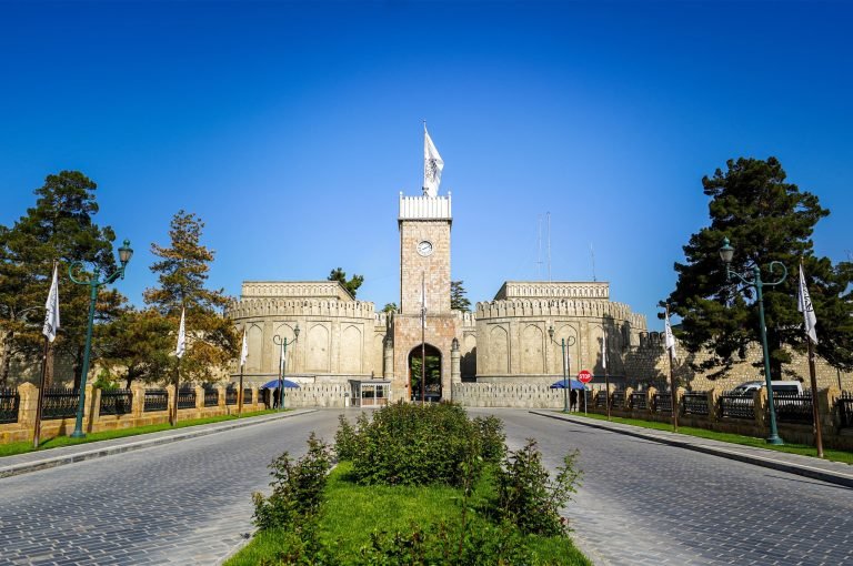 عبدالسلام حنفي؛د افغانستان لپاره د متحده عربي اماراتو له ځانګړي استازي سره کتلي