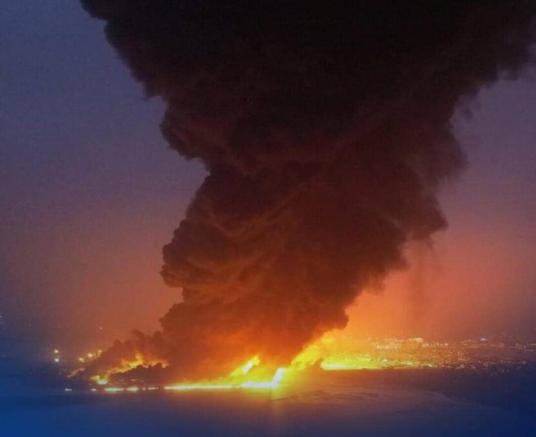 د امریکا مرکزي قومنداني:د یمن د حوثیانو تر کنترول لاندې عیسی نفتي بندر کې مو ۲۰ تنه وژلي