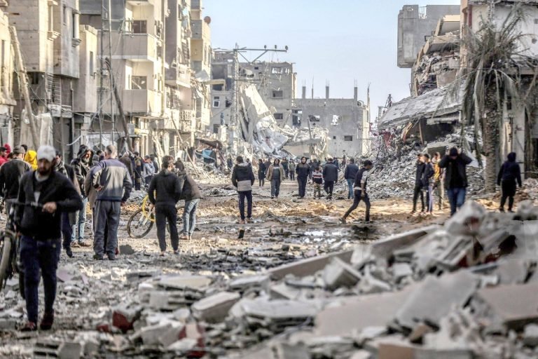 غزه؛له تېرې ورځې راهیسې د اسراییل په بریدونو کې ۵۴ تنه وژل شوي