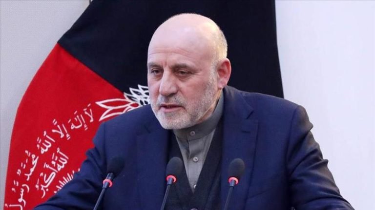 عمر داودزی:جمهوریت ته متحد شخص یم او د درېیم جمهوریت د احیاء غوښتونکی یم