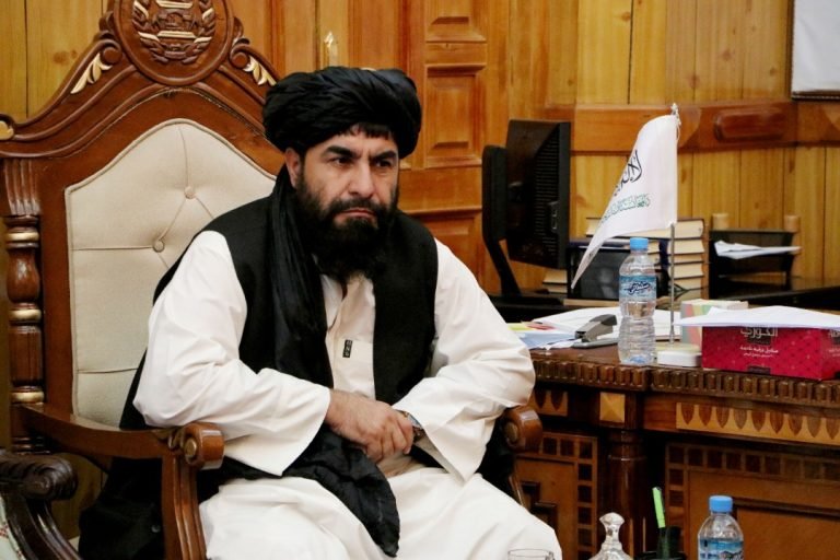 یوسف وفا:د ملایانو رول له ټولو دولتي ادارو پورته دی