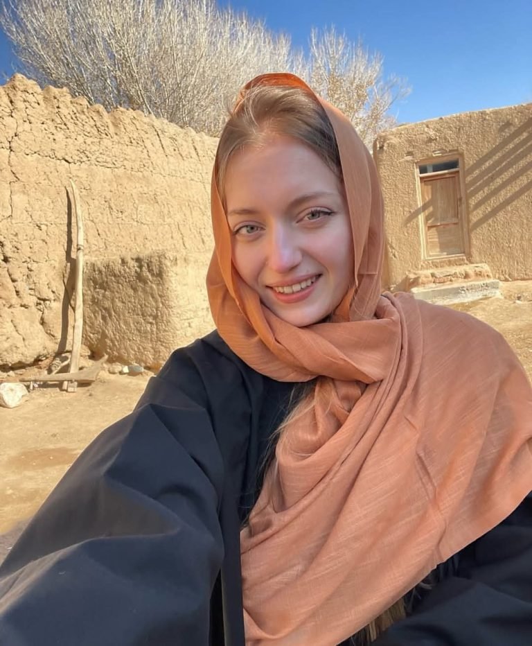 بریتانیوي سیلانۍ:افغانستان ته له سفر وروسته ډېرو طالبانو راته د واده وړاندیزونه کړي