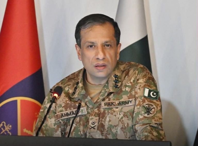 احمد شریف چودري:افغانستان د پاکستان ورور هېواد دی؛ خو ستونزه له هغوی سره ده چې د هند پیسې د پاکستان ضد کاروي