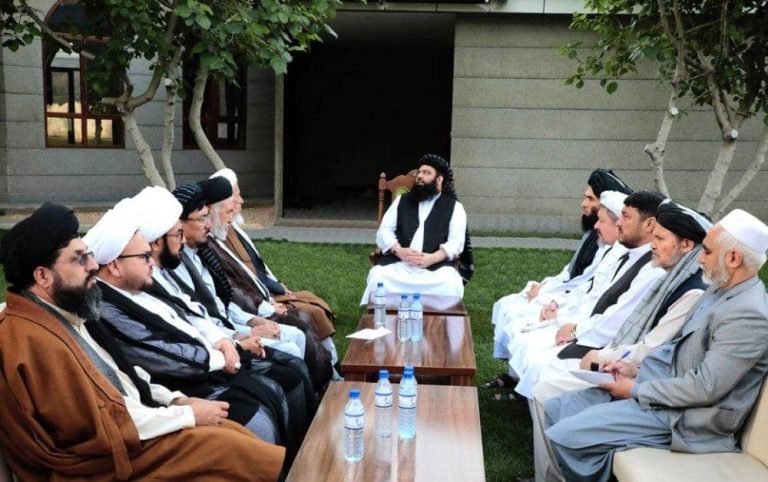 مولوي عبدالکبیر:زمونږ ادارې د خلکو خدمت کې دي