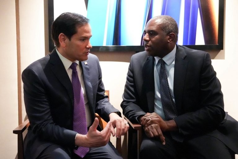 امریکا او بریتانیا:له هند او پاکستان غوښتنه کوو چې اوربند وساتي