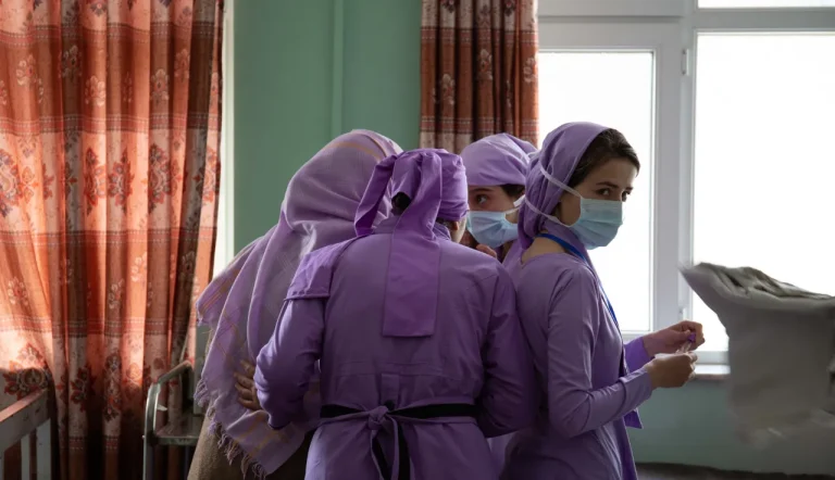 د قابله‌ګانو نړیواله ورځ؛اروپایي ټولنه وایي، قابلو د افغانستان روغتیایي وضعیت ژوندی ساتلی