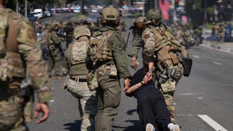 د کالیفورنیا والي:د ټرمپ له‌خوا د ملي ګارډ ځای پر ځای کول غیرقانوني دي