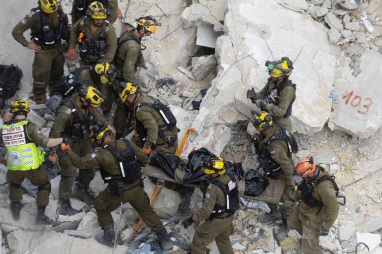 د ایران د بریدونو له کبله:اسراییل کې د وژل شویو کسانو شمېر ۱۶ تنو ته رسېدلی