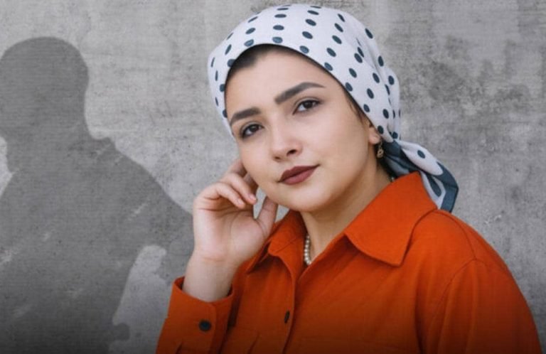 هه‌نګاو:د افغانې کډوالې کبرا رضایي جسد تهران کې په یوه کثافت‌دانۍ کې موندل شوی