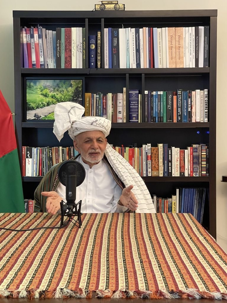 اشرف غني:د نظام مشروعیت له ماسره دی او مشروع نظام ته د واک انتقال کې مرسته کوم