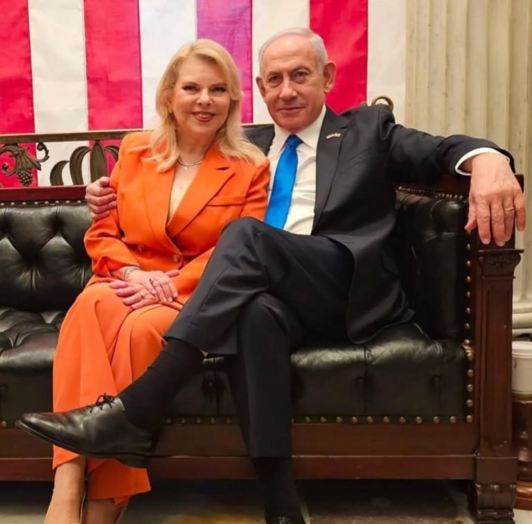 د نتنیاهو مېرمن ایرانیانو ته:له تاسې سره هیڅ دوښمني نه لرو؛ بلکې زمونږ مبارزه د دیکتاتور رژیم پر وړاندې ده