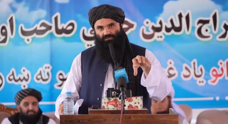 سراج الدین حقاني:د «اسلامي امارات» له لوري عمومي عفوه ښه تطبیق شوې او دښمنۍ ورورولي ته اوښتې