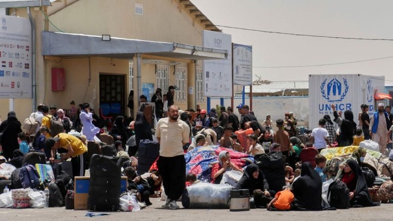 د ایران د کډوالو چارو رییس:تېرو څو میاشتو کې ۷۷۲ زره افغان کډوال له ایرانه اېستل شوي