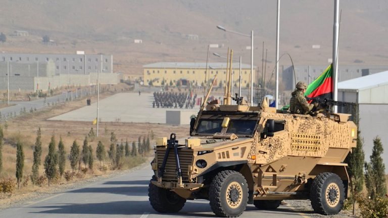 د افشا شویو معلوماتو له امله؛سلګونه افغانان له بریتانیا د غرامت غوښتنه کوي